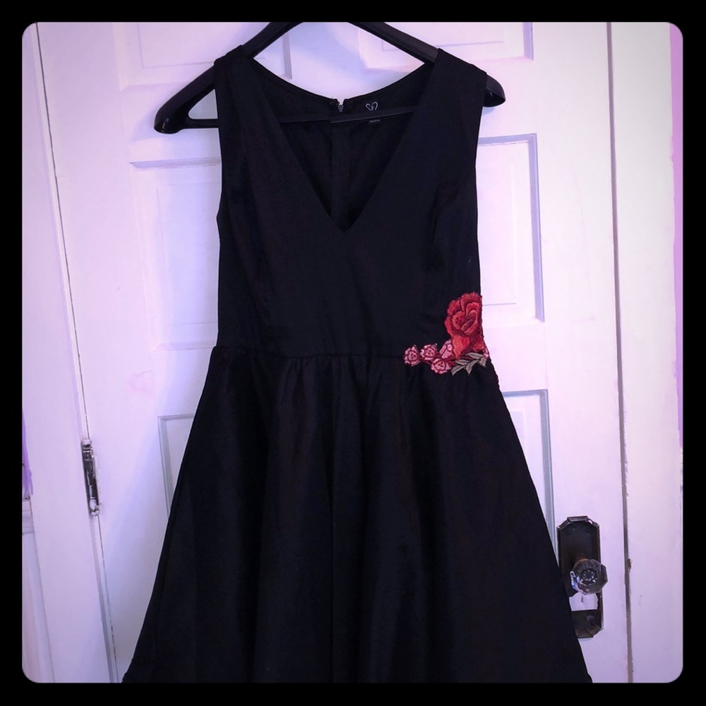 Windsor rose dress